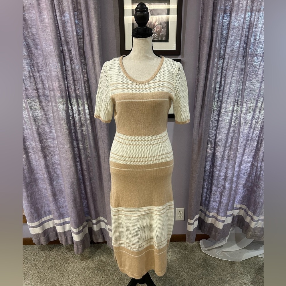 Kathy Ireland Crochet Maxi Dress